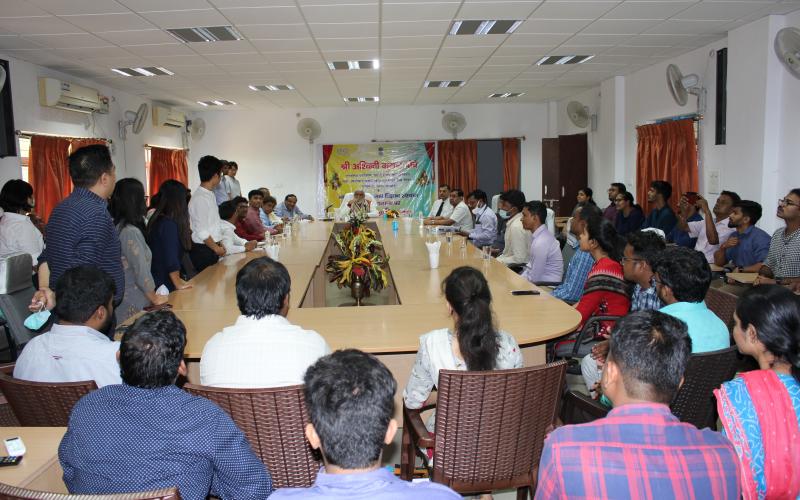 Interaction of Hon'ble Minister with Trainee Officials